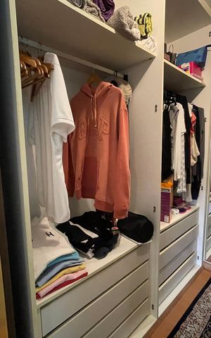 Apartamento à venda com 170m², 4 quartos e 3 vagas Apartamento à venda com 170m², 4 quartos e 3 vagasCloset da Suíte 2