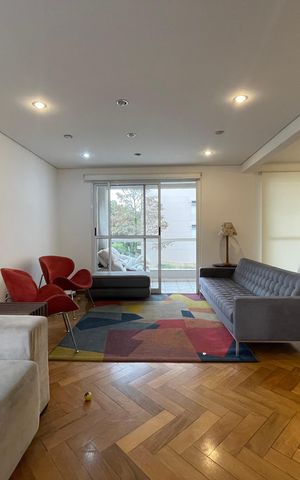 Apartamento à venda com 170m², 4 quartos e 3 vagas Apartamento à venda com 170m², 4 quartos e 3 vagasSala