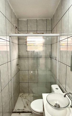 Casa para alugar com 100m², 2 quartos e 1 vagaBanheiro 1