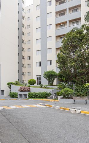 Apartamento à venda com 64m², 3 quartos e 1 vagaÁrea comum