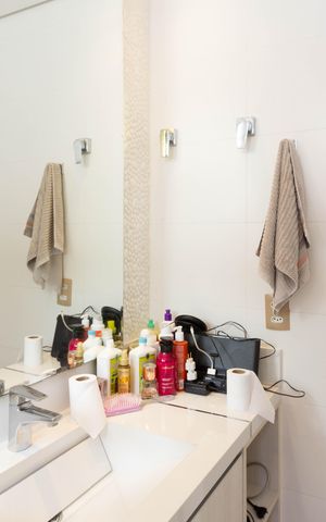 Apartamento à venda com 400m², 5 quartos e 4 vagas Apartamento à venda com 400m², 5 quartos e 4 vagasBanheiro da Suíte 1