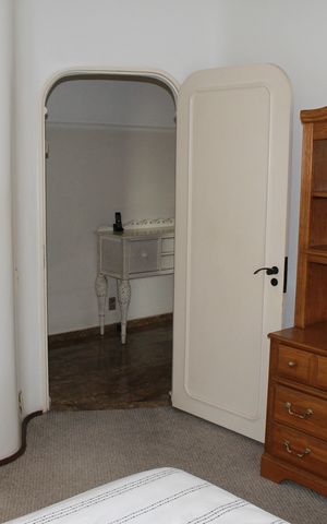Apartamento à venda com 350m², 5 quartos e 4 vagasQuarto 2