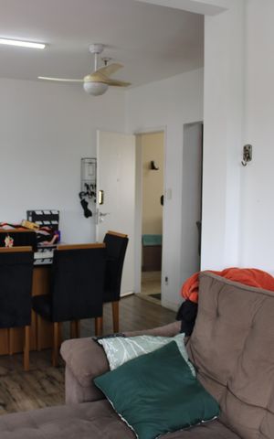 Apartamento à venda com 70m², 1 quarto e 1 vagaSala