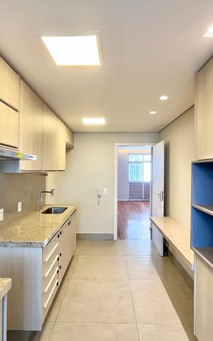 Apartamento para alugar com 130m², 3 quartos e 1 vaga Apartamento para alugar com 130m², 3 quartos e 1 vagaCozinha