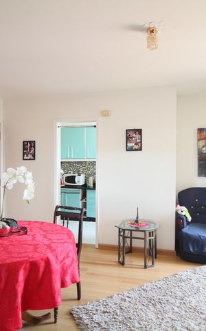 Apartamento para alugar com 70m², 2 quartos e 1 vagaSala