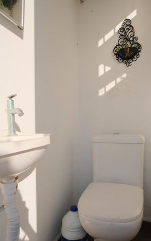Casa à venda com 205m², 3 quartos e 1 vagaBanheiro de serviço