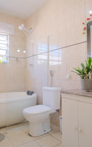 Casa à venda com 205m², 3 quartos e 1 vagaBanheiro da Suíte 1