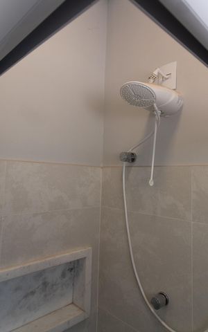 Studio para alugar com 15m², 1 quarto e 1 vaga Studio para alugar com 15m², 1 quarto e 1 vagaBanheiro Social