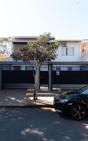 Studio para alugar com 15m², 1 quarto e 1 vaga Studio para alugar com 15m², 1 quarto e 1 vagaFachada