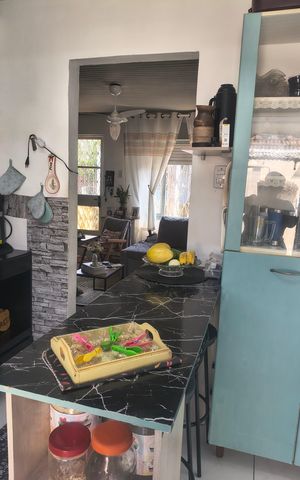 Casa à venda com 65m², 3 quartos e 1 vaga Casa à venda com 65m², 3 quartos e 1 vagaCozinha