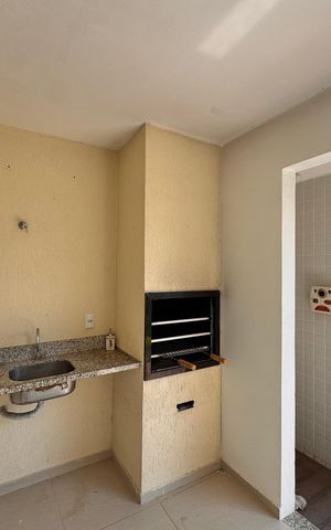 Casa de condomínio para alugar com 180m², 4 quartos e 2 vagas Casa de condomínio para alugar com 180m², 4 quartos e 2 vagasÁrea externa