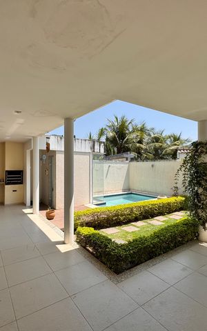 Casa de condomínio para alugar com 180m², 4 quartos e 2 vagas Casa de condomínio para alugar com 180m², 4 quartos e 2 vagasÁrea externa