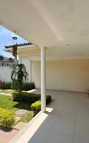 Casa de condomínio para alugar com 180m², 4 quartos e 2 vagas Casa de condomínio para alugar com 180m², 4 quartos e 2 vagasÁrea externa