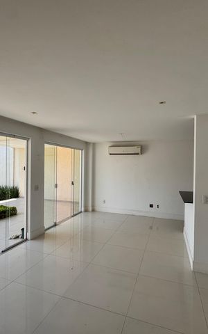 Casa de condomínio para alugar com 180m², 4 quartos e 2 vagas Casa de condomínio para alugar com 180m², 4 quartos e 2 vagasSala