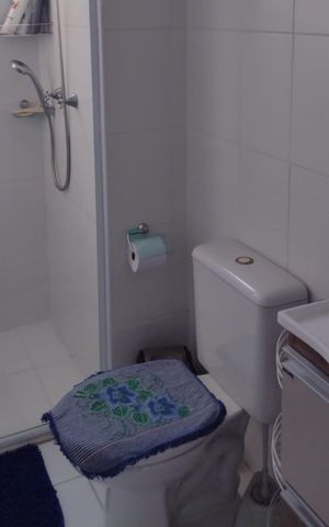 Apartamento à venda com 47m², 2 quartos e 1 vaga Apartamento à venda com 47m², 2 quartos e 1 vagaBanheiro