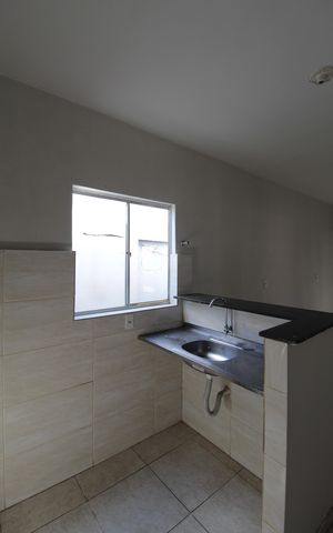 Casa à venda com 241m², 3 quartos e 4 vagasCasa 2 -  Cozinha