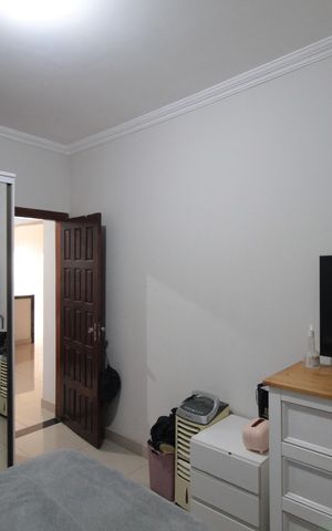 Casa à venda com 241m², 3 quartos e 4 vagasCasa 1 - Quarto 2