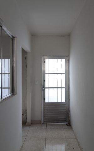 Casa à venda com 241m², 3 quartos e 4 vagasCasa 2 -  Área de Serviço