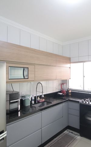 Casa à venda com 241m², 3 quartos e 4 vagasCasa 1 - Cozinha