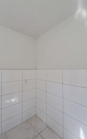 Casa à venda com 241m², 3 quartos e 4 vagasCasa 3 - Cozinha