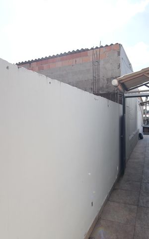 Casa à venda com 241m², 3 quartos e 4 vagasCasa 3 - Área de Serviço