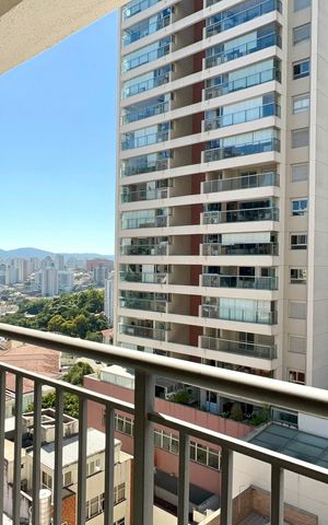 Studio para alugar com 30m², 1 quarto e sem vaga Studio para alugar com 30m², 1 quarto e sem vagaVaranda