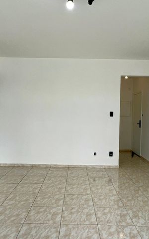 Apartamento para alugar com 120m², 2 quartos e sem vaga Apartamento para alugar com 120m², 2 quartos e sem vagaSala