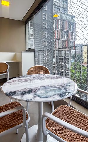 Apartamento à venda com 31m², 1 quarto e 1 vaga Apartamento à venda com 31m², 1 quarto e 1 vagaVaranda