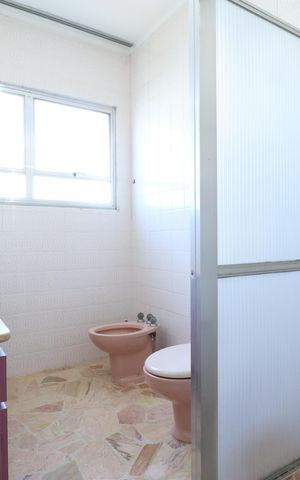 Apartamento para alugar com 213m², 3 quartos e 2 vagasBanheiro Social
