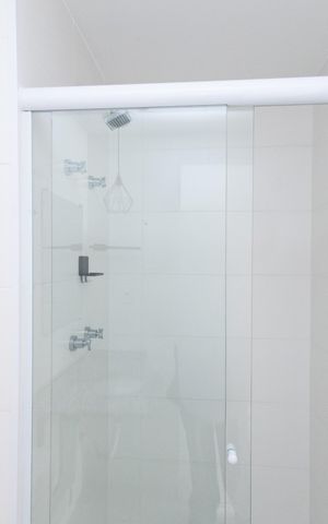 Apartamento para alugar com 50m², 2 quartos e 1 vaga Apartamento para alugar com 50m², 2 quartos e 1 vagaBanheiro da Suíte