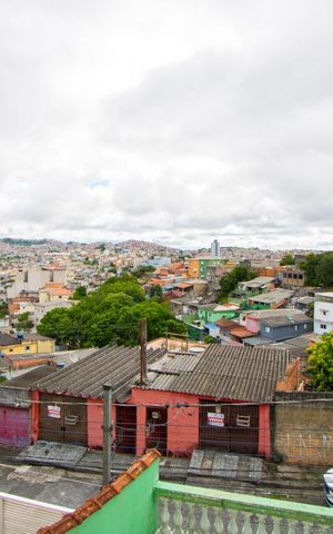 Casa à venda com 217m², 2 quartos e 3 vagas Casa à venda com 217m², 2 quartos e 3 vagasVista do quarto 1