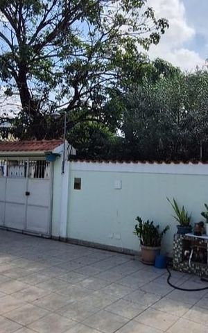 Casa para alugar com 100m², 3 quartos e 3 vagasQuintal