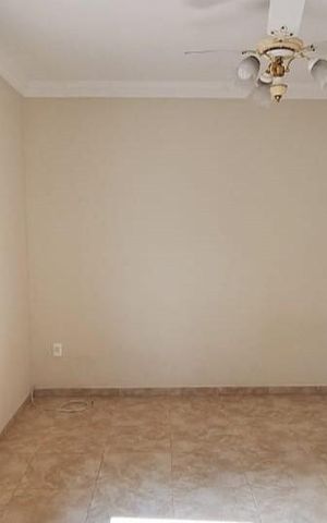 Casa para alugar com 100m², 3 quartos e 3 vagasSala