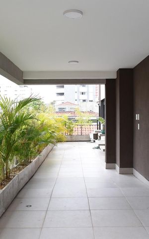 Apartamento para alugar com 266m², 3 quartos e 3 vagasVaranda
