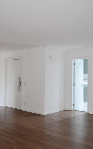 Apartamento para alugar com 266m², 3 quartos e 3 vagasSala