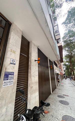Apartamento à venda com 90m², 2 quartos e sem vaga Apartamento à venda com 90m², 2 quartos e sem vagaPlaca