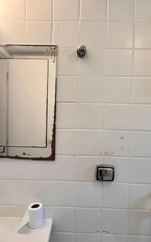 Apartamento à venda com 90m², 2 quartos e sem vaga Apartamento à venda com 90m², 2 quartos e sem vagaBanheiro