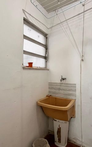 Apartamento à venda com 90m², 2 quartos e sem vaga Apartamento à venda com 90m², 2 quartos e sem vagaÁrea de Serviço