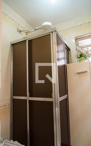 Casa à venda com 65m², 2 quartos e sem vaga