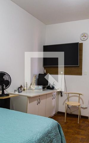 Casa à venda com 65m², 2 quartos e sem vaga