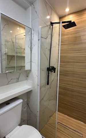Apartamento à venda com 44m², 2 quartos e 1 vaga Apartamento à venda com 44m², 2 quartos e 1 vagaBanheiro
