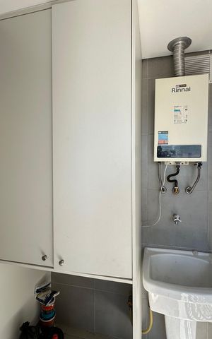 Apartamento à venda com 44m², 2 quartos e 1 vaga Apartamento à venda com 44m², 2 quartos e 1 vagaÁrea de Serviço