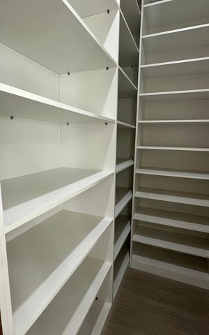 Apartamento à venda com 44m², 2 quartos e 1 vaga Apartamento à venda com 44m², 2 quartos e 1 vagaCloset do Quarto 2