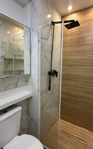 Apartamento à venda com 44m², 2 quartos e 1 vaga Apartamento à venda com 44m², 2 quartos e 1 vagaBanheiro