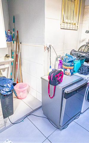 Casa de condomínio à venda com 80m², 3 quartos e 1 vaga Casa de condomínio à venda com 80m², 3 quartos e 1 vagaÁrea de serviço
