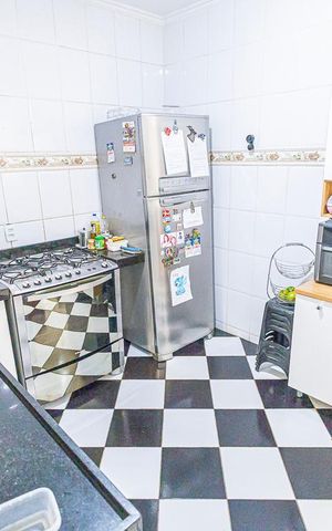 Casa de condomínio à venda com 80m², 3 quartos e 1 vaga Casa de condomínio à venda com 80m², 3 quartos e 1 vagaCozinha