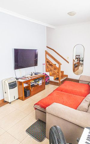 Casa de condomínio à venda com 80m², 3 quartos e 1 vaga Casa de condomínio à venda com 80m², 3 quartos e 1 vagaSala