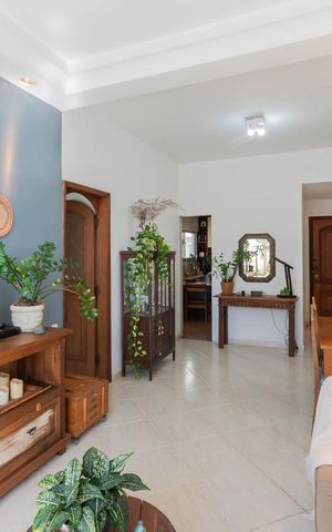 Apartamento à venda com 94m², 3 quartos e 1 vagaSala