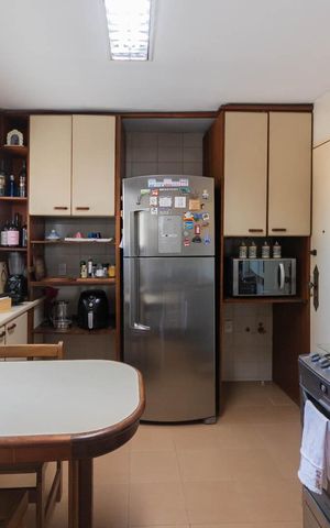 Apartamento à venda com 94m², 3 quartos e 1 vagaBanheiro