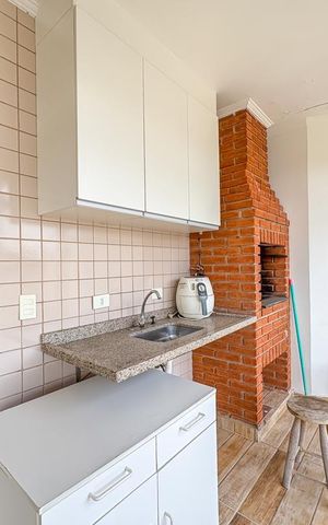 Apartamento à venda com 220m², 3 quartos e 4 vagas Apartamento à venda com 220m², 3 quartos e 4 vagasCobertura - Área Gourmet